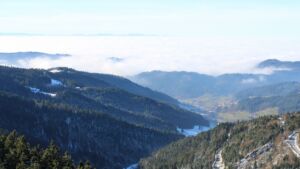 Dieses Bild zeigt eine Webcam-Aufnahme vom Achertal, aufgenommen am Samstag, den 22.11.2025 um 13:20 Uhr. Die Temperatur betrug -1.2°C.