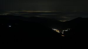 Dieses Bild zeigt eine Webcam-Aufnahme vom Achertal, aufgenommen am Donnerstag, den 22.01.2026 um 04:00 Uhr. Die Temperatur betrug 3.1°C.