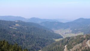 Dieses Bild zeigt eine Webcam-Aufnahme vom Achertal, aufgenommen am Donnerstag, den 19.03.2026 um 11:20 Uhr. Die Temperatur betrug 7.8°C.