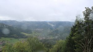 Dieses Bild zeigt eine Webcam-Aufnahme vom Achertal, aufgenommen am Samstag, den 10.10.2026 um 12:20 Uhr. Die Temperatur betrug 8.2°C.