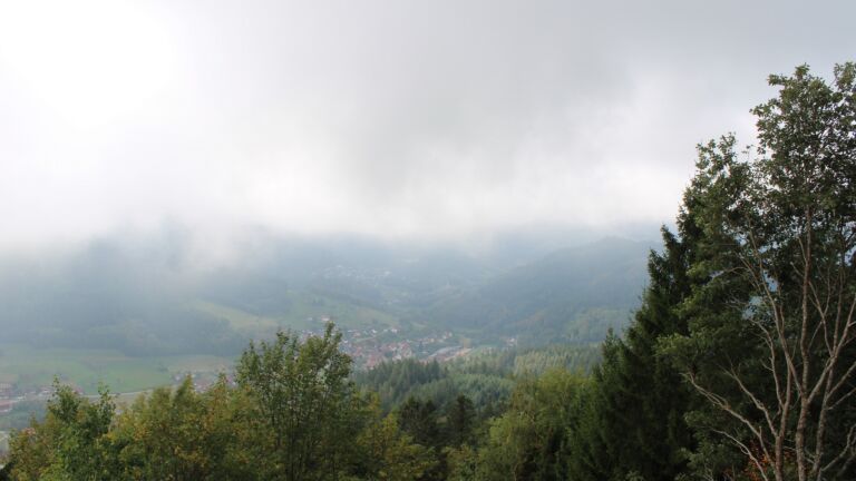 Dieses Bild zeigt eine Webcam-Aufnahme vom Achertal, aufgenommen am Freitag, den 02.10.2026 um 13:20 Uhr. Die Temperatur betrug 17.4°C.