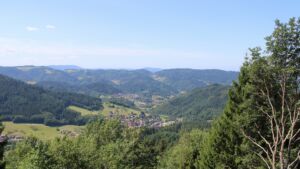 Dieses Bild zeigt eine Webcam-Aufnahme vom Achertal, aufgenommen am Montag, den 20.07.2026 um 12:00 Uhr. Die Temperatur betrug 20.2°C.