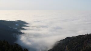 Dieses Bild zeigt eine Webcam-Aufnahme vom Achertal, aufgenommen am Sonntag, den 18.01.2026 um 15:10 Uhr. Die Temperatur betrug 6.1°C.