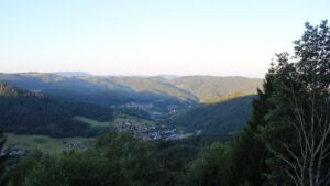 Dieses Bild zeigt eine Webcam-Aufnahme vom Achertal, aufgenommen am Samstag, den 25.07.2026 um 06:40 Uhr. Die Temperatur betrug 19.6°C.