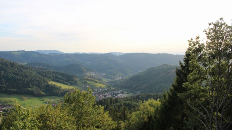 Dieses Bild zeigt eine Webcam-Aufnahme vom Achertal, aufgenommen am Donnerstag, den 17.09.2026 um 18:40 Uhr. Die Temperatur betrug 17.3°C.