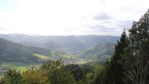 Dieses Bild zeigt eine Webcam-Aufnahme vom Achertal, aufgenommen am Donnerstag, den 22.10.2026 um 14:50 Uhr. Die Temperatur betrug 8.8°C.