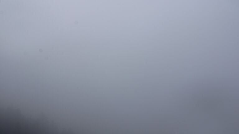 Dieses Bild zeigt eine Webcam-Aufnahme vom Achertal, aufgenommen am Sonntag, den 26.10.2025 um 15:00 Uhr. Die Temperatur betrug 1.2°C.