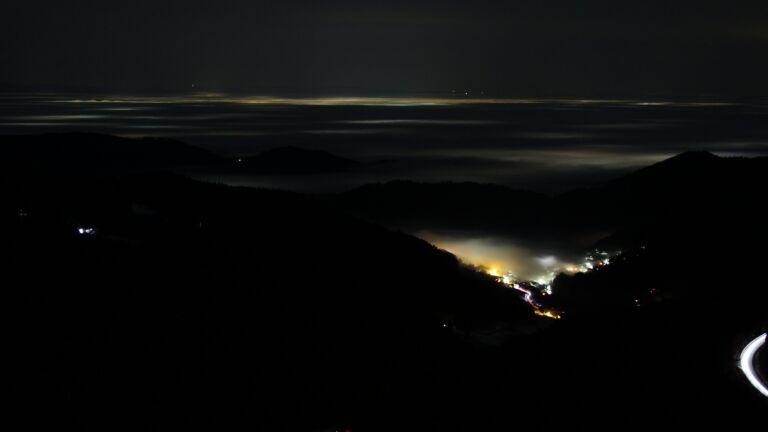 Dieses Bild zeigt eine Webcam-Aufnahme vom Achertal, aufgenommen am Dienstag, den 20.01.2026 um 22:40 Uhr. Die Temperatur betrug 5.6°C.