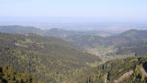 Dieses Bild zeigt eine Webcam-Aufnahme vom Achertal, aufgenommen am Sonntag, den 26.04.2026 um 08:30 Uhr. Die Temperatur betrug 9.3°C.