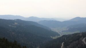 Dieses Bild zeigt eine Webcam-Aufnahme vom Achertal, aufgenommen am Samstag, den 21.03.2026 um 16:40 Uhr. Die Temperatur betrug 5.9°C.