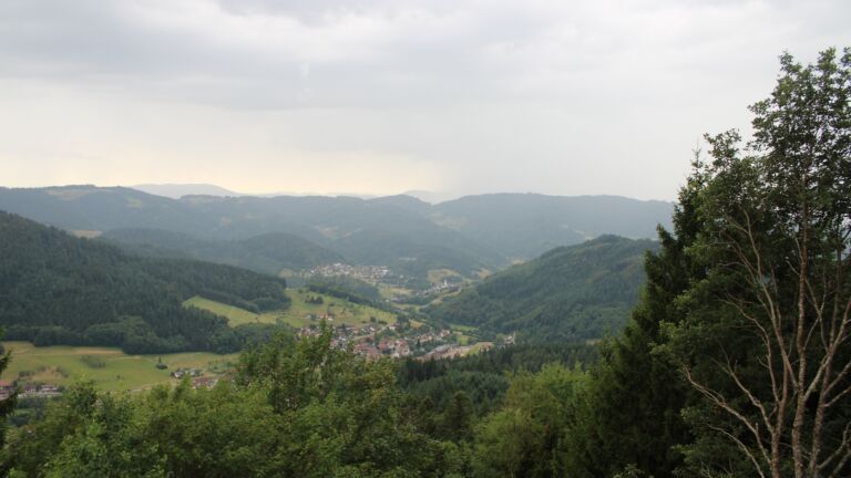 Dieses Bild zeigt eine Webcam-Aufnahme vom Achertal, aufgenommen am Freitag, den 17.07.2026 um 15:10 Uhr. Die Temperatur betrug 22.3°C.