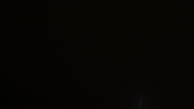 Dieses Bild zeigt eine Webcam-Aufnahme vom Achertal, aufgenommen am Samstag, den 27.09.2025 um 20:40 Uhr. Die Temperatur betrug 7°C.