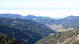 Dieses Bild zeigt eine Webcam-Aufnahme vom Achertal, aufgenommen am Donnerstag, den 05.02.2026 um 11:20 Uhr. Die Temperatur betrug 7.6°C.