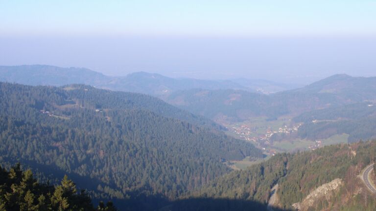 Dieses Bild zeigt eine Webcam-Aufnahme vom Achertal, aufgenommen am Donnerstag, den 19.03.2026 um 08:20 Uhr. Die Temperatur betrug 2.8°C.