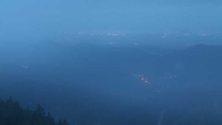 Dieses Bild zeigt eine Webcam-Aufnahme vom Achertal, aufgenommen am Sonntag, den 02.11.2025 um 06:50 Uhr. Die Temperatur betrug 6°C.