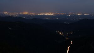 Dieses Bild zeigt eine Webcam-Aufnahme vom Achertal, aufgenommen am Mittwoch, den 29.04.2026 um 05:20 Uhr. Die Temperatur betrug 6.4°C.