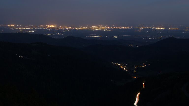 Dieses Bild zeigt eine Webcam-Aufnahme vom Achertal, aufgenommen am Mittwoch, den 29.04.2026 um 05:20 Uhr. Die Temperatur betrug 6.4°C.