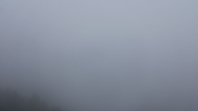 Dieses Bild zeigt eine Webcam-Aufnahme vom Achertal, aufgenommen am Montag, den 08.12.2025 um 16:00 Uhr. Die Temperatur betrug 7.9°C.