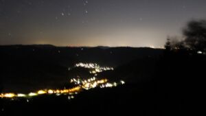 Dieses Bild zeigt eine Webcam-Aufnahme vom Achertal, aufgenommen am Mittwoch, den 12.08.2026 um 22:40 Uhr. Die Temperatur betrug 24°C.