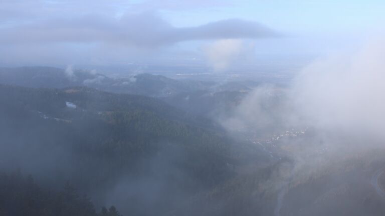 Dieses Bild zeigt eine Webcam-Aufnahme vom Achertal, aufgenommen am Samstag, den 07.02.2026 um 10:10 Uhr. Die Temperatur betrug 4.8°C.