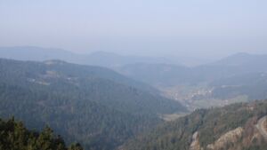 Dieses Bild zeigt eine Webcam-Aufnahme vom Achertal, aufgenommen am Montag, den 09.03.2026 um 09:30 Uhr. Die Temperatur betrug 9.5°C.