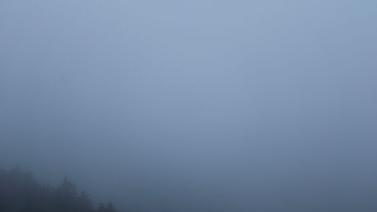 Dieses Bild zeigt eine Webcam-Aufnahme vom Achertal, aufgenommen am Montag, den 22.09.2025 um 19:00 Uhr. Die Temperatur betrug 5.5°C.