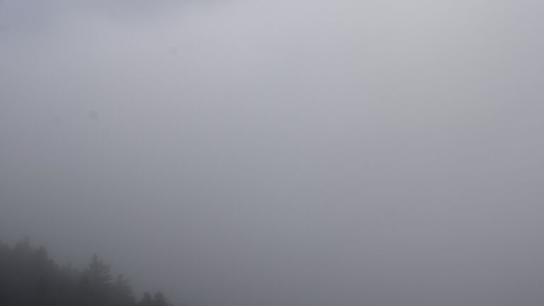 Dieses Bild zeigt eine Webcam-Aufnahme vom Achertal, aufgenommen am Samstag, den 29.11.2025 um 09:40 Uhr. Die Temperatur betrug 4°C.