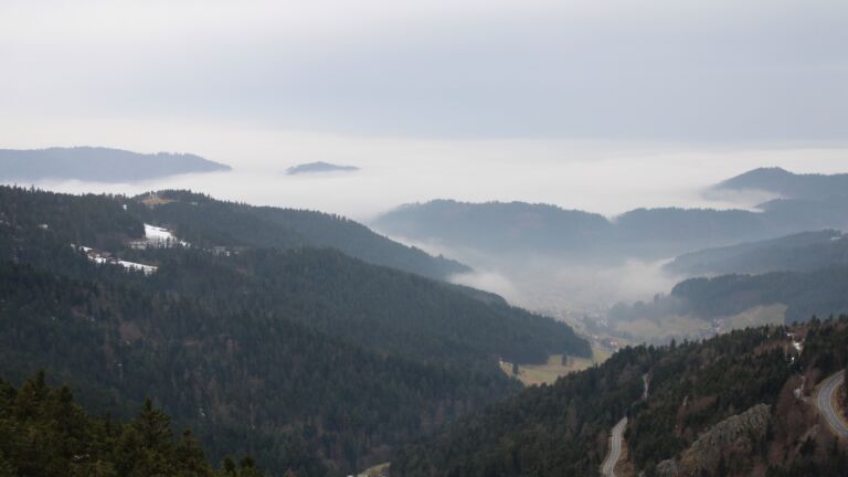 Dieses Bild zeigt eine Webcam-Aufnahme vom Achertal, aufgenommen am Dienstag, den 03.02.2026 um 09:40 Uhr. Die Temperatur betrug 3.9°C.