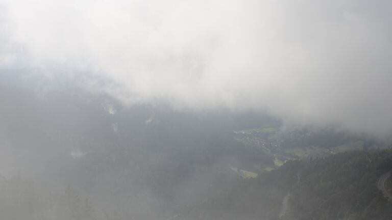 Dieses Bild zeigt eine Webcam-Aufnahme vom Achertal, aufgenommen am Dienstag, den 09.09.2025 um 16:40 Uhr. Die Temperatur betrug 12.1°C.