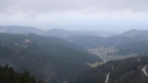 Dieses Bild zeigt eine Webcam-Aufnahme vom Achertal, aufgenommen am Mittwoch, den 11.03.2026 um 12:20 Uhr. Die Temperatur betrug 5.3°C.