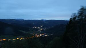 Dieses Bild zeigt eine Webcam-Aufnahme vom Achertal, aufgenommen am Freitag, den 09.10.2026 um 19:20 Uhr. Die Temperatur betrug 7.4°C.