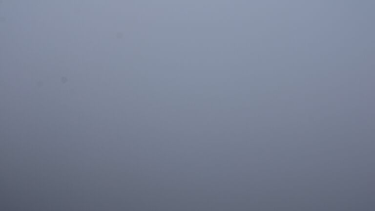 Dieses Bild zeigt eine Webcam-Aufnahme vom Achertal, aufgenommen am Dienstag, den 23.12.2025 um 13:10 Uhr. Die Temperatur betrug -3.6°C.