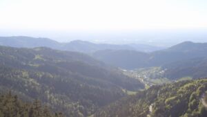Dieses Bild zeigt eine Webcam-Aufnahme vom Achertal, aufgenommen am Freitag, den 01.05.2026 um 18:40 Uhr. Die Temperatur betrug 17.2°C.