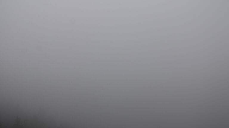 Dieses Bild zeigt eine Webcam-Aufnahme vom Achertal, aufgenommen am Samstag, den 06.12.2025 um 12:40 Uhr. Die Temperatur betrug 3.1°C.