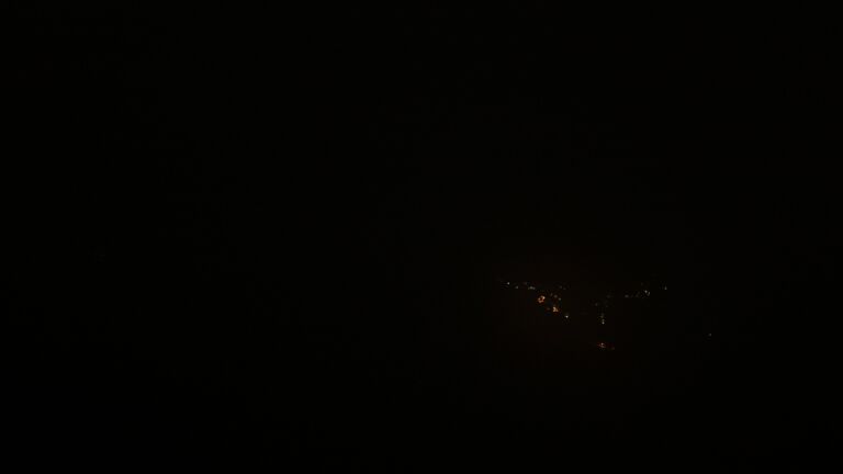 Dieses Bild zeigt eine Webcam-Aufnahme vom Achertal, aufgenommen am Donnerstag, den 23.10.2025 um 00:00 Uhr. Die Temperatur betrug 10.4°C.