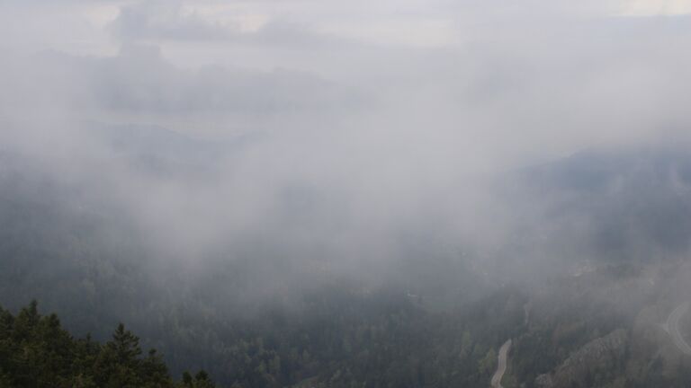 Dieses Bild zeigt eine Webcam-Aufnahme vom Achertal, aufgenommen am Sonntag, den 19.04.2026 um 09:10 Uhr. Die Temperatur betrug 7.6°C.