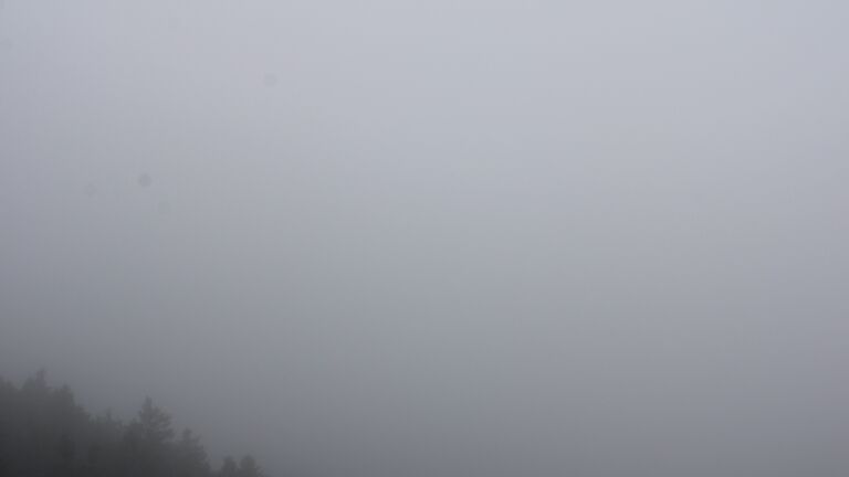 Dieses Bild zeigt eine Webcam-Aufnahme vom Achertal, aufgenommen am Montag, den 22.09.2025 um 13:10 Uhr. Die Temperatur betrug 6.9°C.