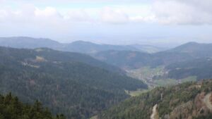 Dieses Bild zeigt eine Webcam-Aufnahme vom Achertal, aufgenommen am Dienstag, den 17.03.2026 um 12:20 Uhr. Die Temperatur betrug 6.4°C.