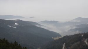 Dieses Bild zeigt eine Webcam-Aufnahme vom Achertal, aufgenommen am Dienstag, den 03.02.2026 um 10:20 Uhr. Die Temperatur betrug 2°C.