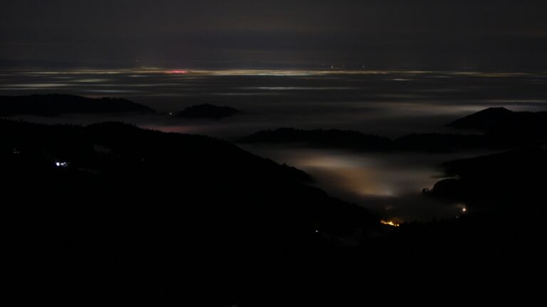 Dieses Bild zeigt eine Webcam-Aufnahme vom Achertal, aufgenommen am Mittwoch, den 21.01.2026 um 05:40 Uhr. Die Temperatur betrug 6.2°C.