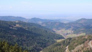 Dieses Bild zeigt eine Webcam-Aufnahme vom Achertal, aufgenommen am Dienstag, den 03.03.2026 um 11:10 Uhr. Die Temperatur betrug 11.7°C.