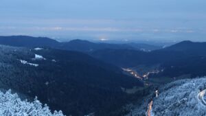 Dieses Bild zeigt eine Webcam-Aufnahme vom Achertal, aufgenommen am Donnerstag, den 27.11.2025 um 07:20 Uhr. Die Temperatur betrug -3.2°C.