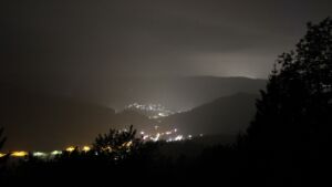 Dieses Bild zeigt eine Webcam-Aufnahme vom Achertal, aufgenommen am Donnerstag, den 21.05.2026 um 02:00 Uhr. Die Temperatur betrug 11.3°C.