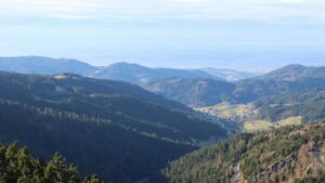 Dieses Bild zeigt eine Webcam-Aufnahme vom Achertal, aufgenommen am Dienstag, den 02.12.2025 um 13:40 Uhr. Die Temperatur betrug 8°C.