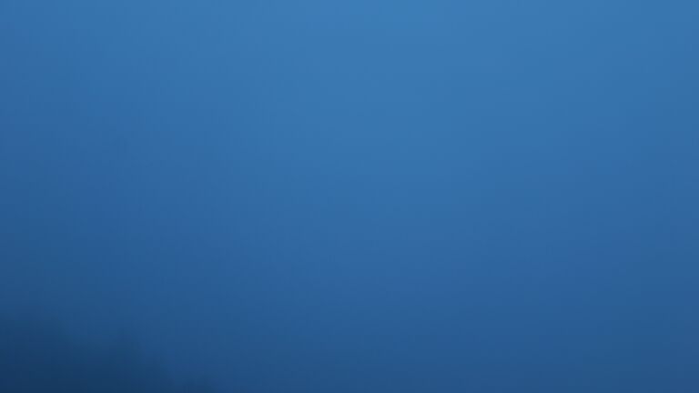 Dieses Bild zeigt eine Webcam-Aufnahme vom Achertal, aufgenommen am Montag, den 13.04.2026 um 06:10 Uhr. Die Temperatur betrug 2.6°C.