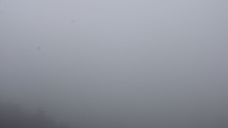 Dieses Bild zeigt eine Webcam-Aufnahme vom Achertal, aufgenommen am Montag, den 22.09.2025 um 14:10 Uhr. Die Temperatur betrug 6.8°C.