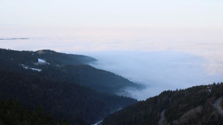 Dieses Bild zeigt eine Webcam-Aufnahme vom Achertal, aufgenommen am Sonntag, den 18.01.2026 um 09:00 Uhr. Die Temperatur betrug 7.2°C.