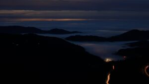 Dieses Bild zeigt eine Webcam-Aufnahme vom Achertal, aufgenommen am Montag, den 10.11.2025 um 17:50 Uhr. Die Temperatur betrug 6°C.