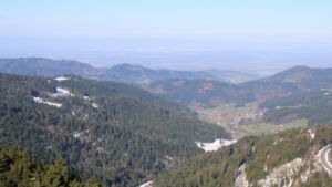 Dieses Bild zeigt eine Webcam-Aufnahme vom Achertal, aufgenommen am Donnerstag, den 02.04.2026 um 09:50 Uhr. Die Temperatur betrug 2.8°C.