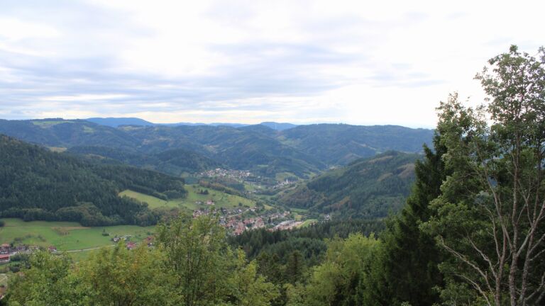 Dieses Bild zeigt eine Webcam-Aufnahme vom Achertal, aufgenommen am Freitag, den 18.09.2026 um 16:40 Uhr. Die Temperatur betrug 14.6°C.